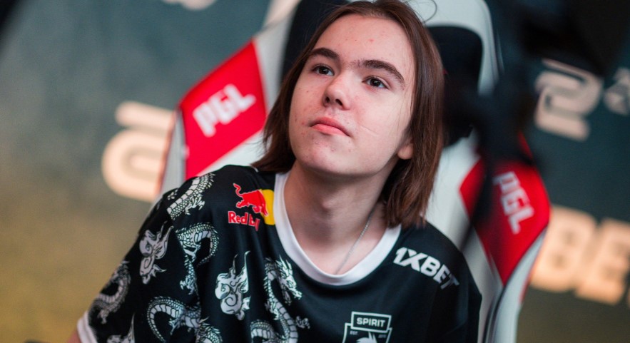 LPL赛事官网更新BLG大名单：前RNG打野Wei赫然在列！